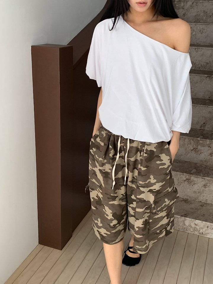 Vive L - Korean Women Fashion - #thelittlethings - Camo Bermuda Pants - 3