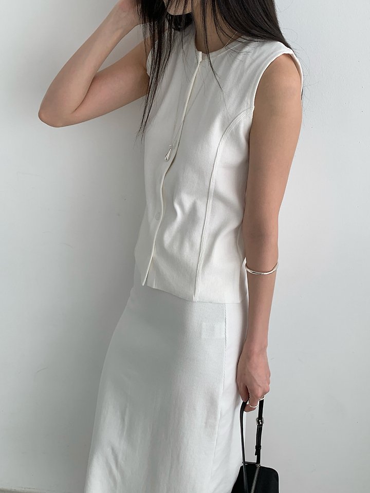 Vive L - Korean Women Fashion - #womensfashion - Edition Sleeveless Top - 6