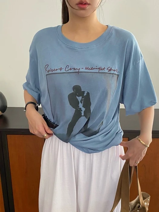 Robert Graphic Tee Robert Graphic Tee