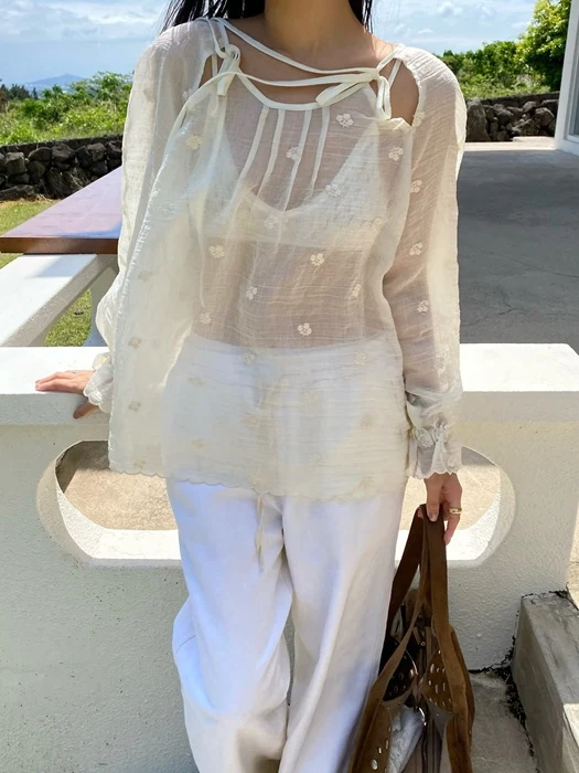 Biella Blouse