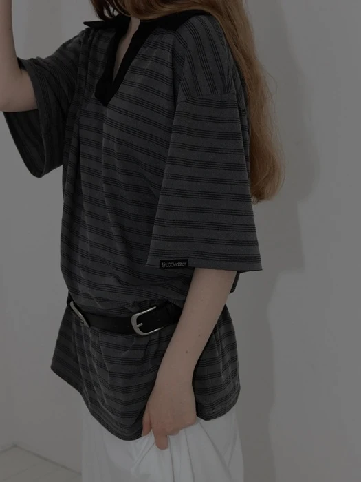 Mute Collar Tee