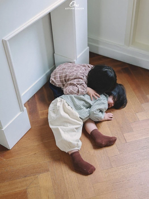 Round Pleated Pants