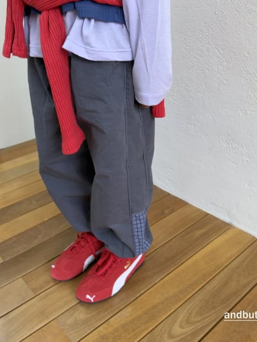 Side Pants Side Pants