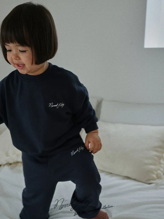 Mongle Sweatshirt