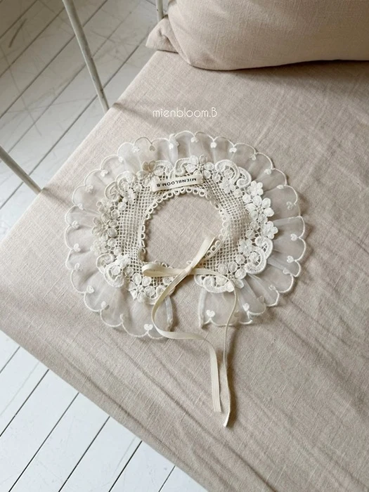 Bebe Heart Lace Cape