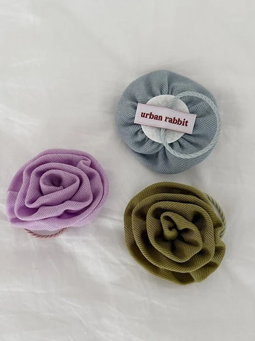 Rolled Rose Strap