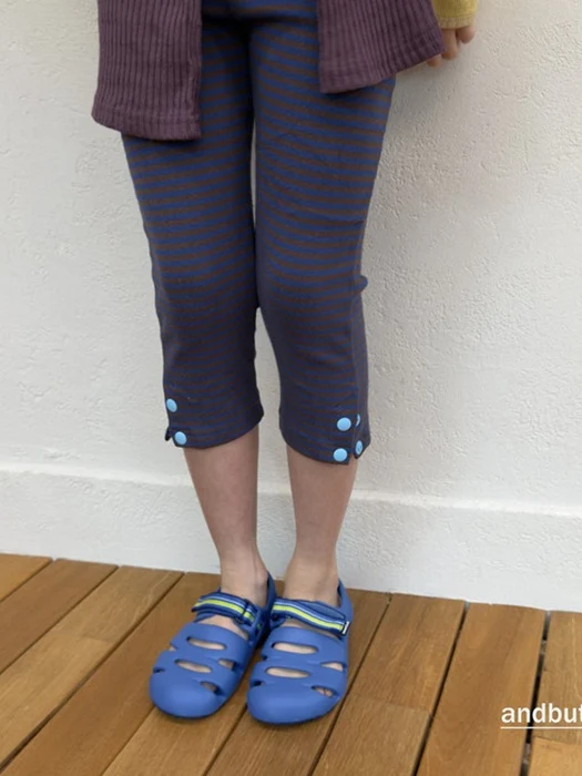 Button Leggings