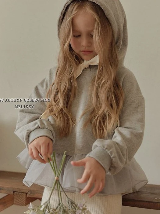 Chacha Frill Hooded Tee