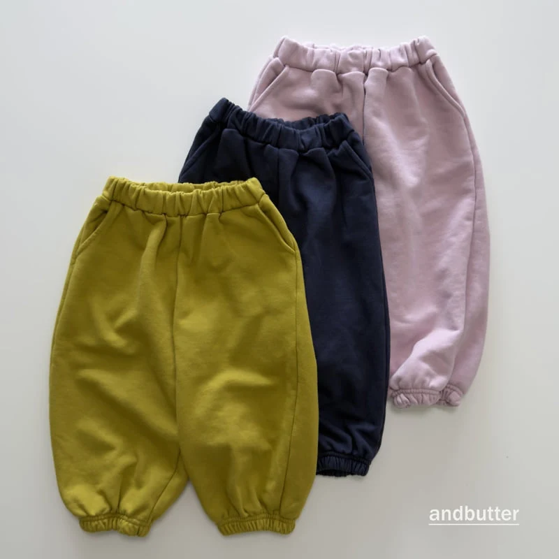Andbutter - Korean Children Fashion - #Kfashion4kids - Mini Heart Jogger Pants - 3