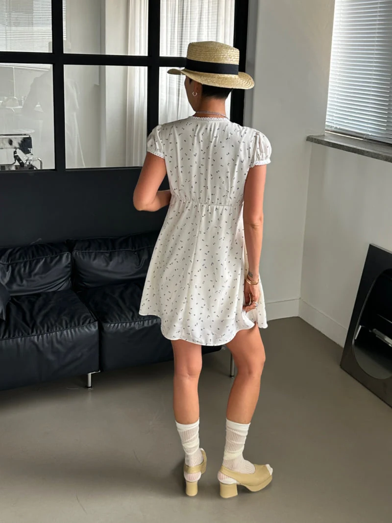 Auver_Fit - Korean Women Fashion - #womensfashion - Daisy Slim One-piece - 8