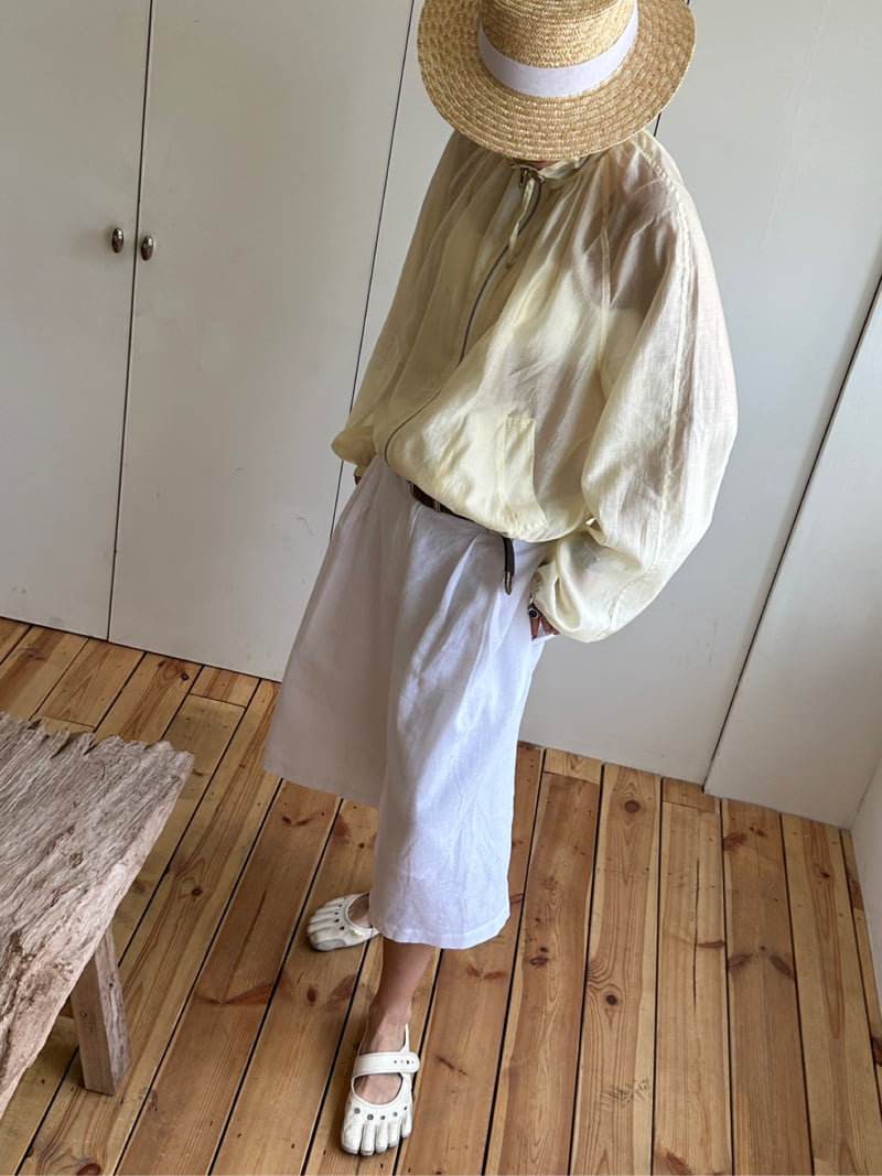 Auver_Fit - Korean Women Fashion - #womensfashion - Classic Bermuda Shorts - 11