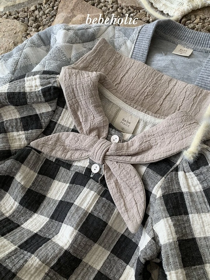 Bebe Holic - Korean Baby Fashion - #babyboutique - Melly Cape Blouse - 4