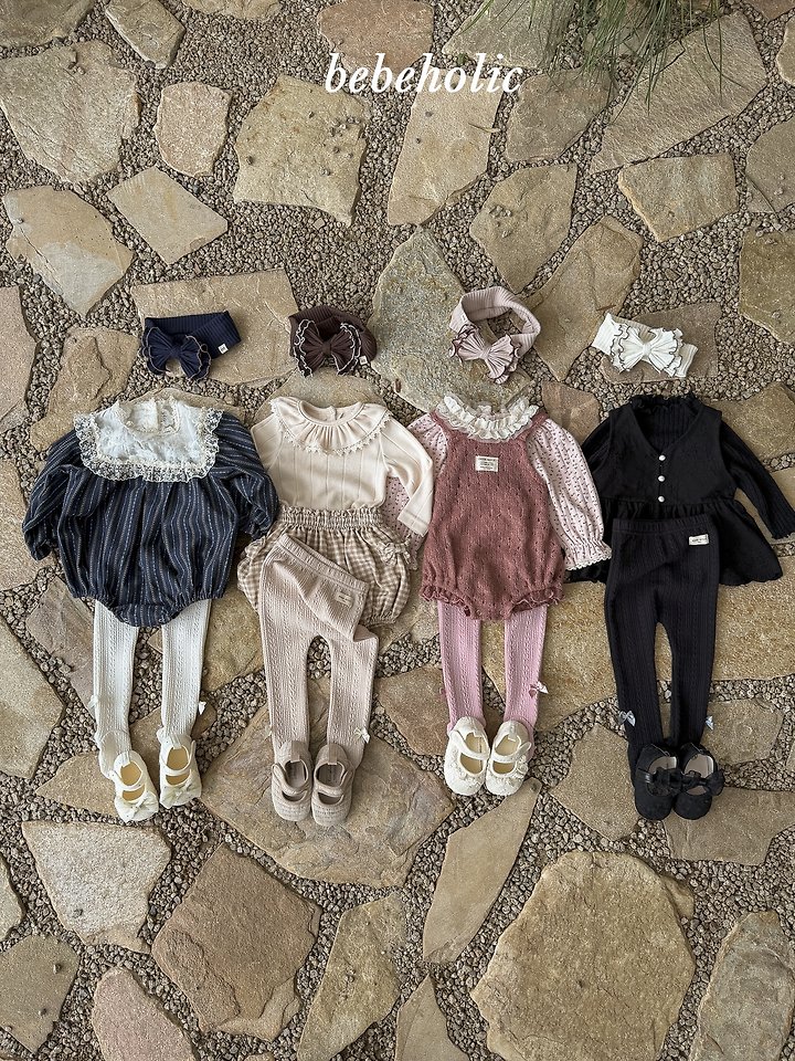 Bebe Holic - Korean Baby Fashion - #babyboutiqueclothing - Tone Tone Ribbon Footed Leggings