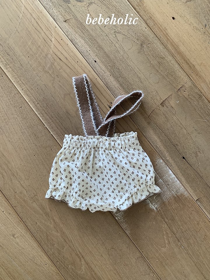Bebe Holic - Korean Baby Fashion - #babyboutiqueclothing - Leaf Suspender Bloomers - 12