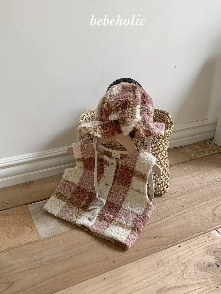 Roy Check Vest by Bebe Holic for Baby - view 6