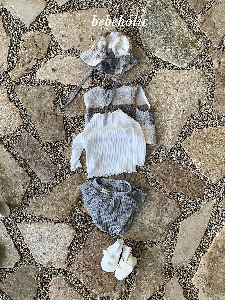 Bebe Holic - Korean Baby Fashion - #babyoutfit - Bibi Frill Pants - 2