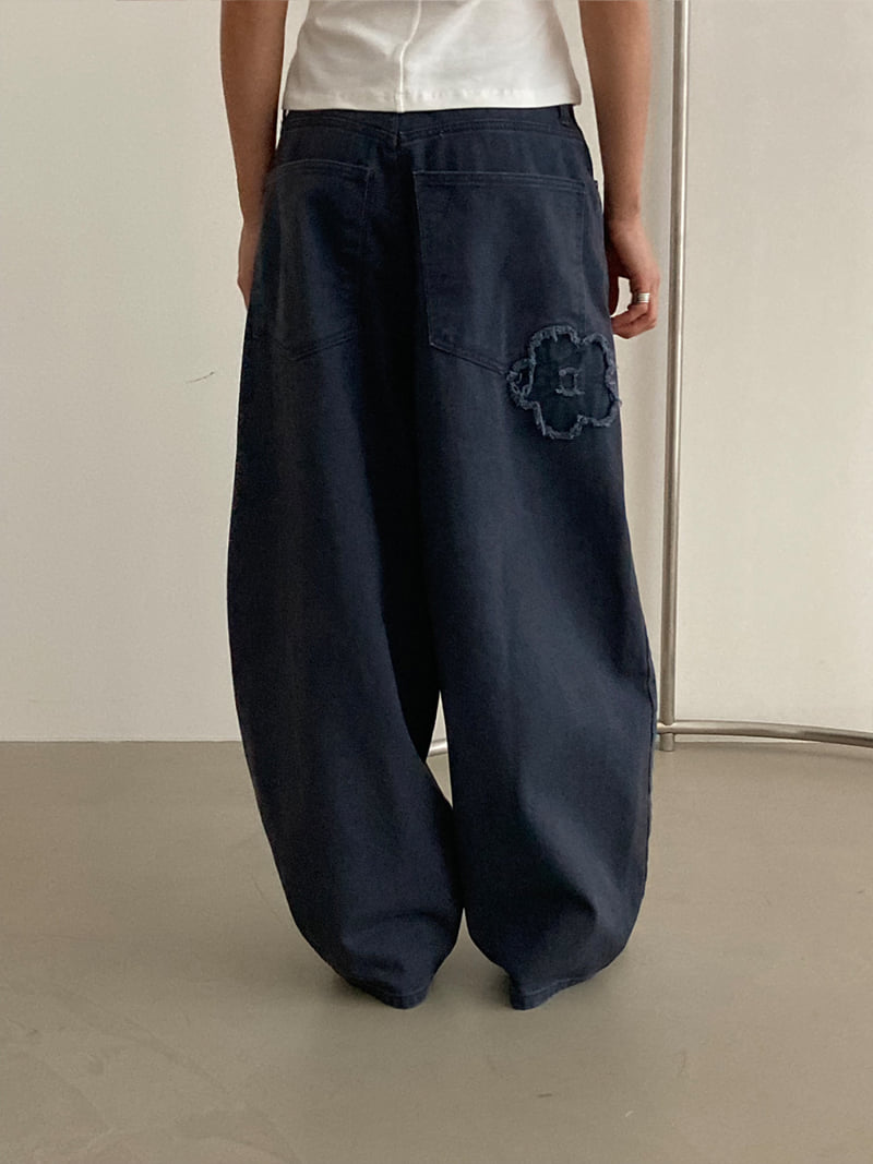 Chav - Korean Women Fashion - #momslook - Lily's Flower Pants - 4