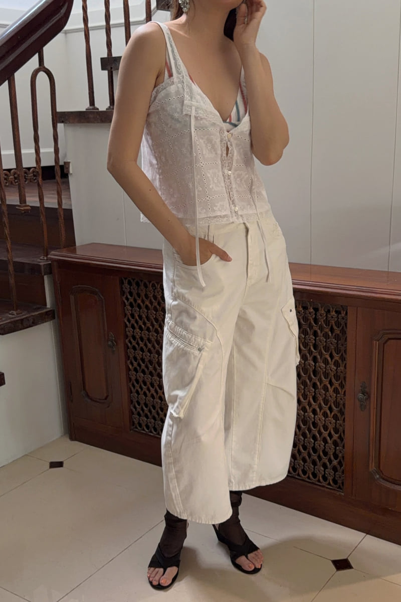 Connaught - Korean Women Fashion - #womensfashion - Shine Lace Sleeveless - 4