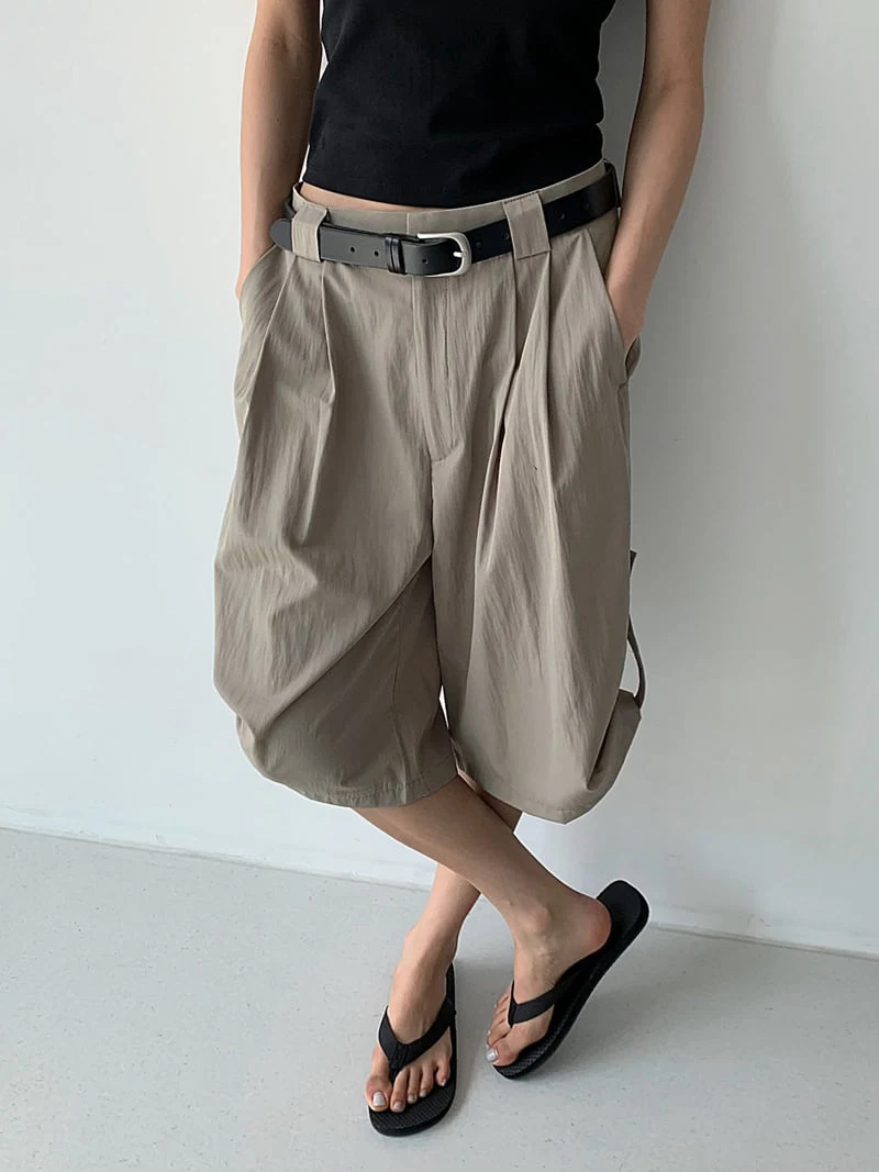 Cover - Korean Women Fashion - #momslook - Rolling Bermuda Pants