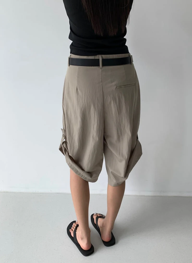 Cover - Korean Women Fashion - #momslook - Rolling Bermuda Pants - 5