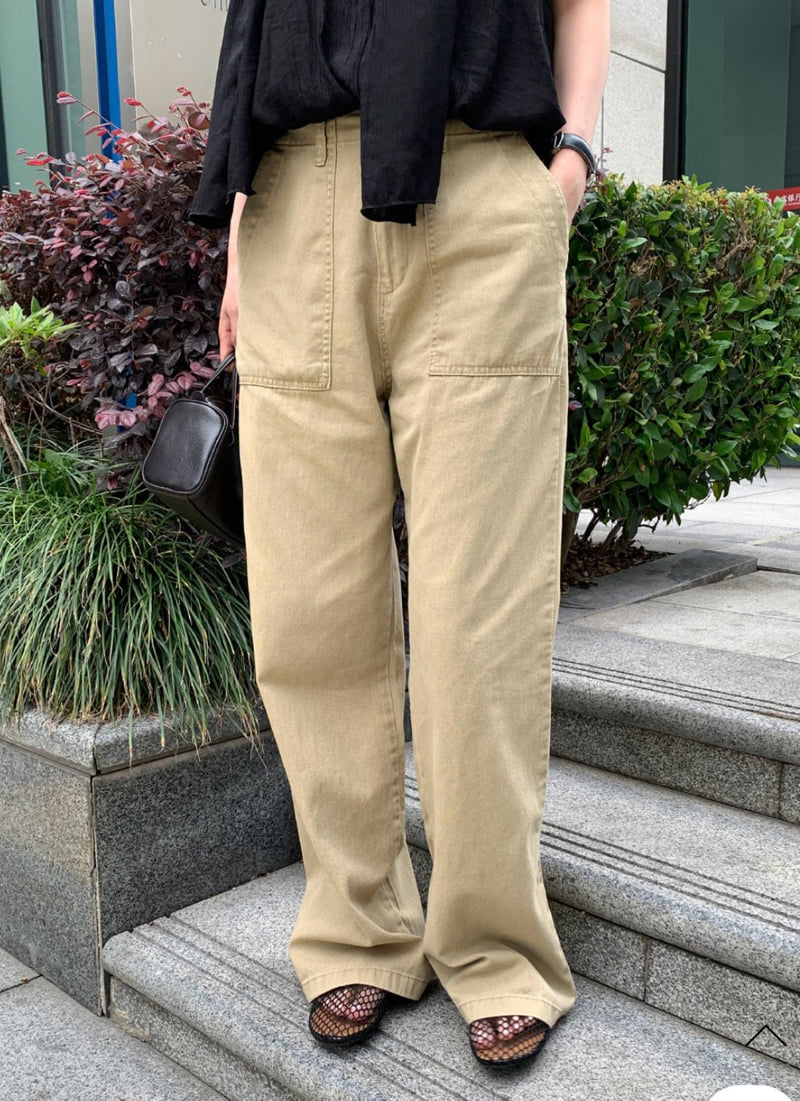 Cover - Korean Women Fashion - #vintageinspired - Light Washed Fatigue Pants - 4