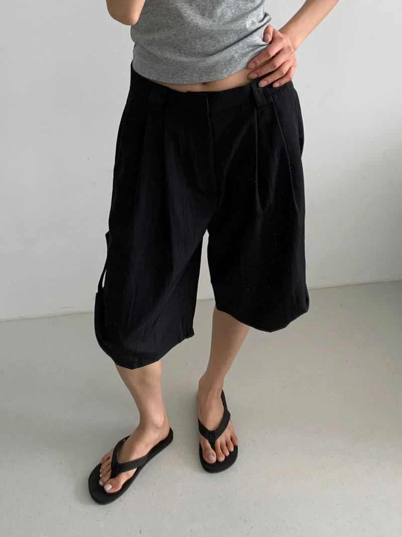 Cover - Korean Women Fashion - #womensfashion - Rolling Bermuda Pants - 6