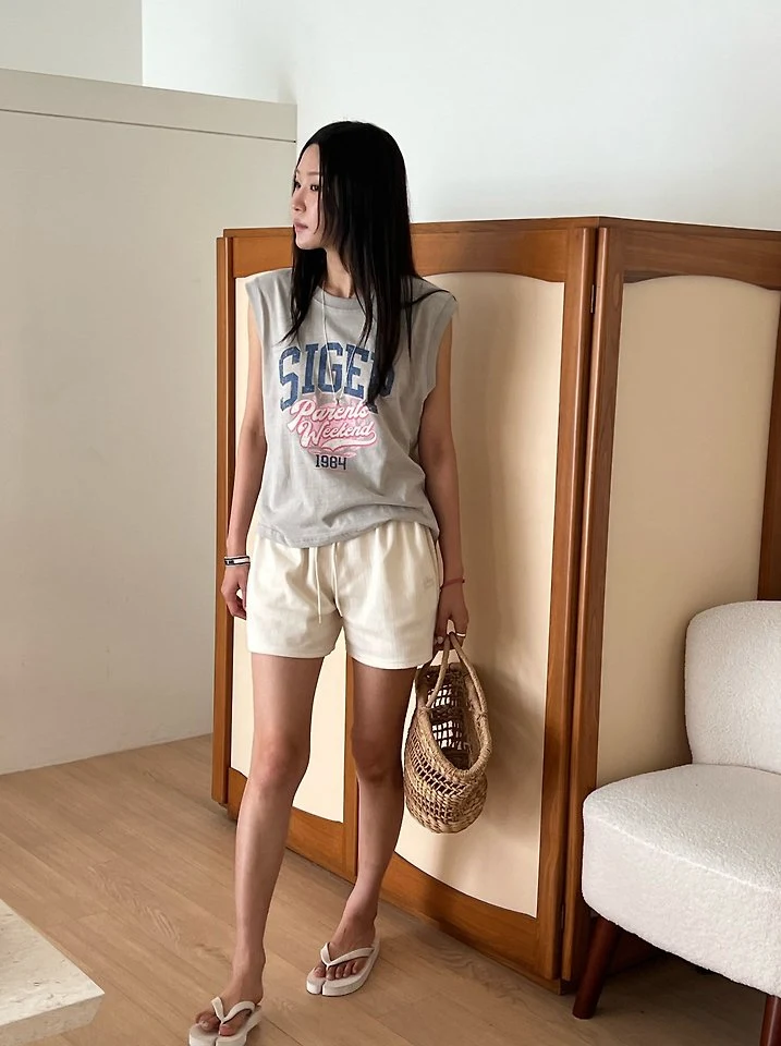 Diana - Korean Women Fashion - #womensfashion - Weekend Sleeveless Tee - 2