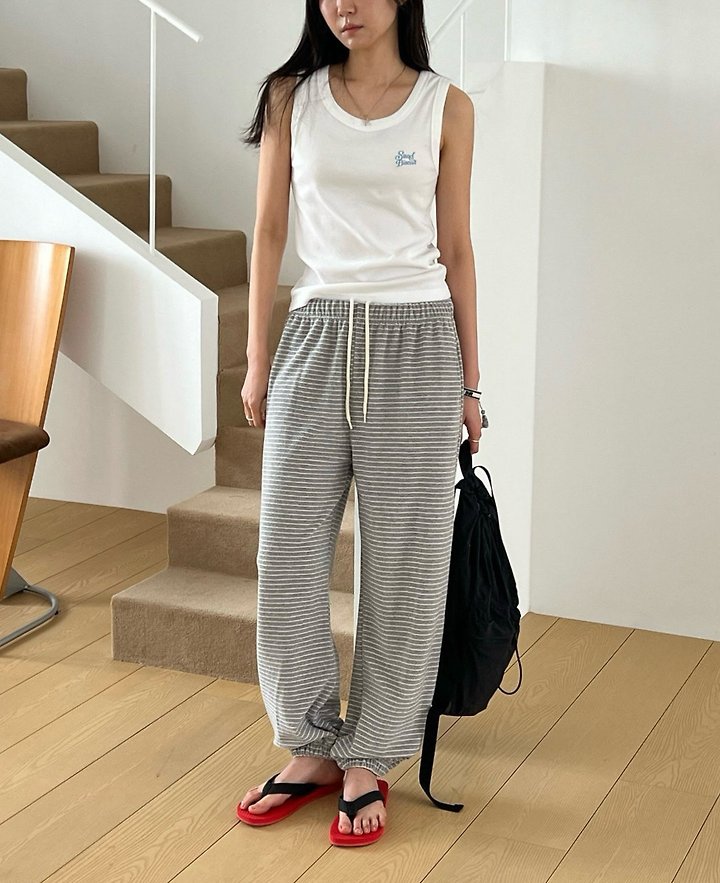 Diana - Korean Women Fashion - #womensfashion - Rolly Jogger Pants - 2