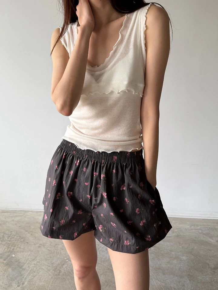 Foset - Korean Women Fashion - #pursuepretty - Floral A-Line Shorts - 2