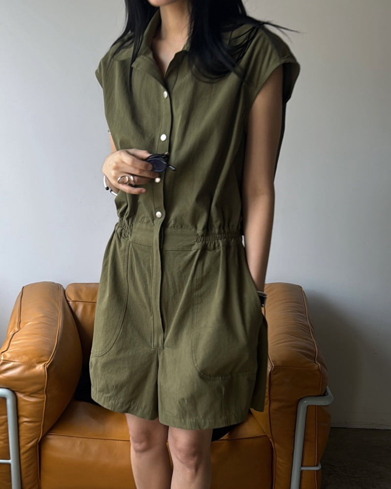 Jade Market - Korean Women Fashion - #momslook - Slit Sleeveless Jumpsuit - 5
