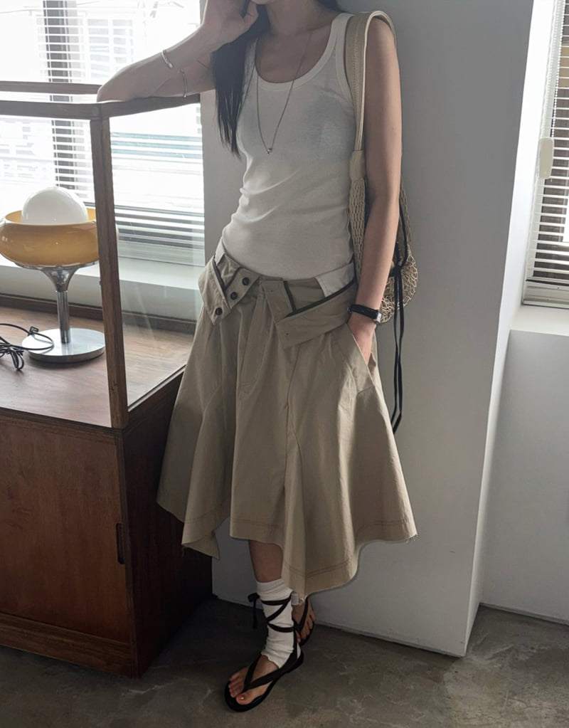 Jade Market - Korean Women Fashion - #momslook - Asymmetric Cut-Off Skirt - 4