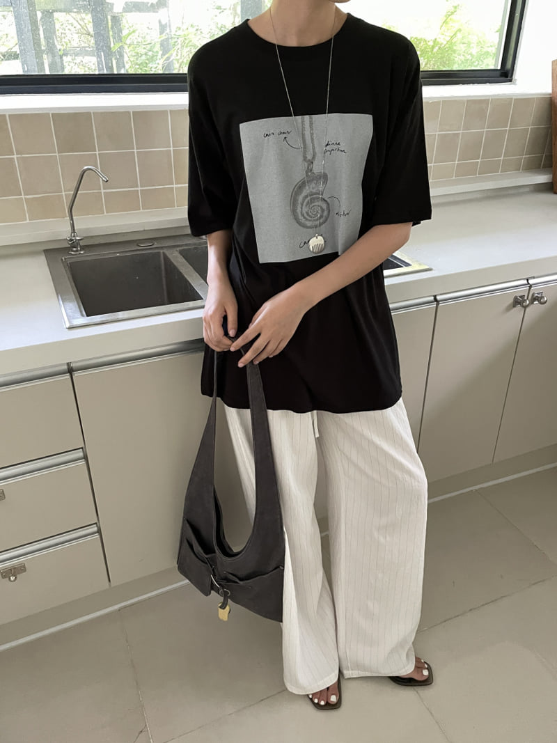 Lucy Salon - Korean Women Fashion - #momslook - Necklace Short-Sleeve Tee - 11