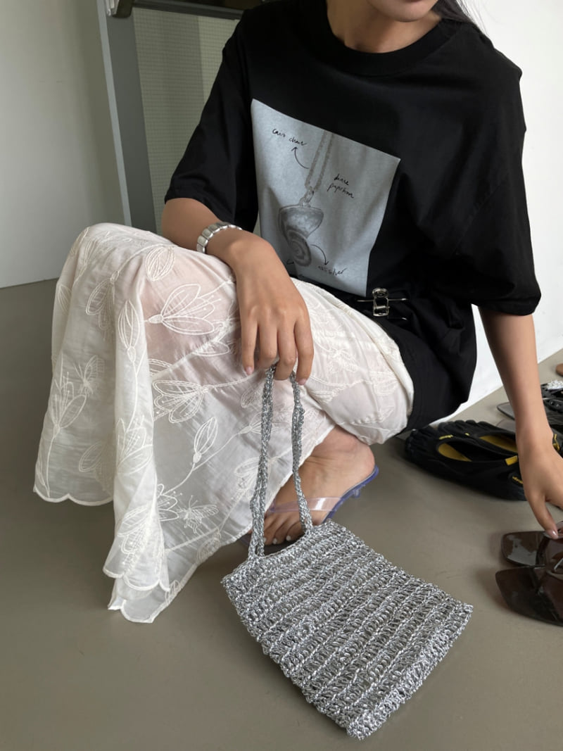 Lucy Salon - Korean Women Fashion - #womensfashion - Bay Embroidered Slit Long Skirt - 4