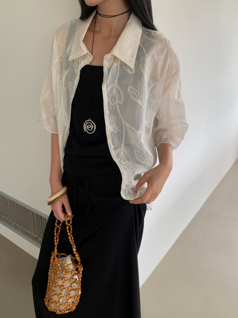 Lucy Salon - Korean Women Fashion - #momslook - Bay Embroidered Shirt - 12