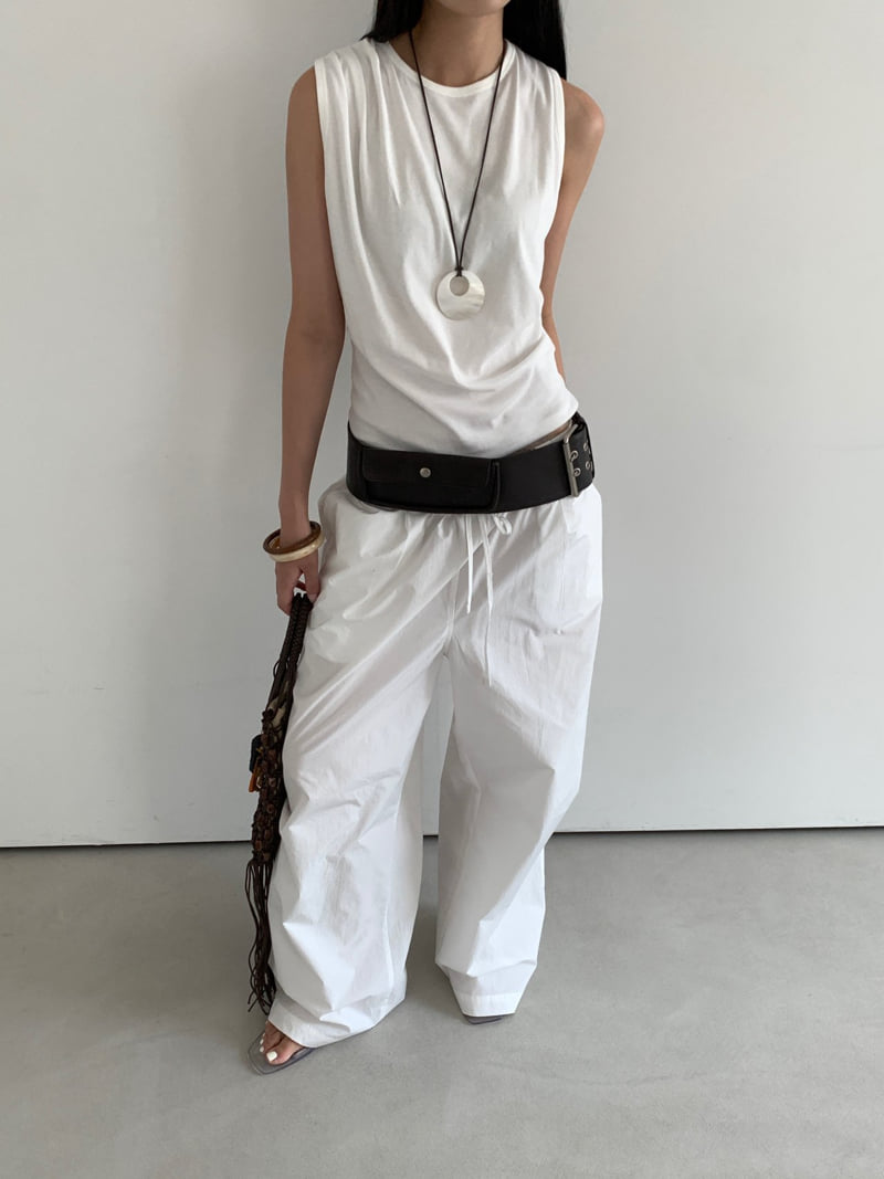 Lucy Salon - Korean Women Fashion - #momslook - Draped Sleeveless Top - 6