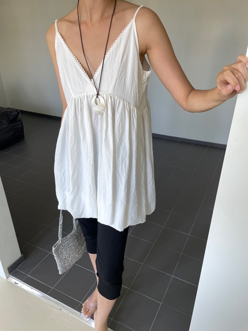 Lucy Salon - Korean Women Fashion - #thelittlethings - Clean One-piece - 4
