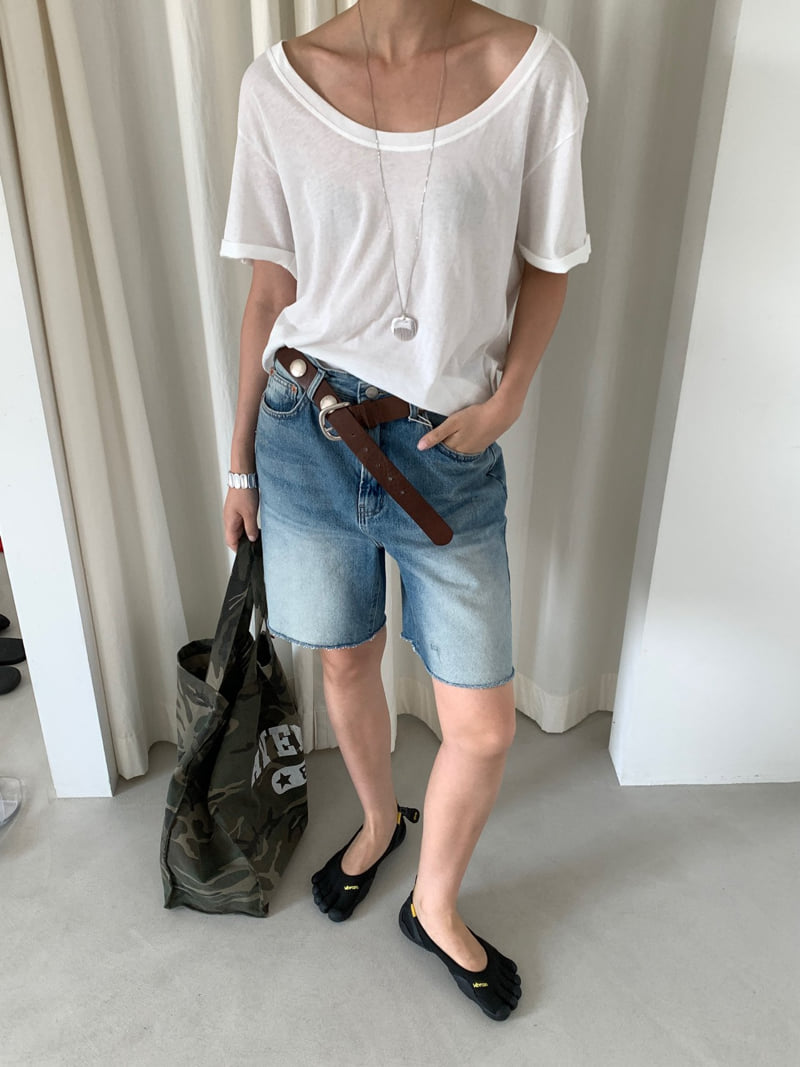 Lucy Salon - Korean Women Fashion - #pursuepretty - Natural Roll-Up Tee - 5
