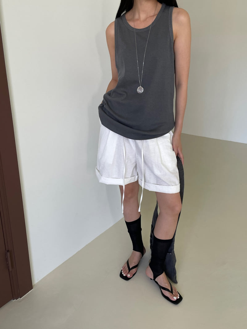 Lucy Salon - Korean Women Fashion - #romanticstyle - Pigment-Dyed Sleeveless Top