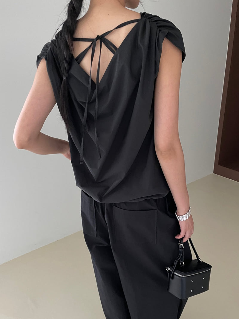 Lucy Salon - Korean Women Fashion - #thatsdarling - Turtleneck Blouse