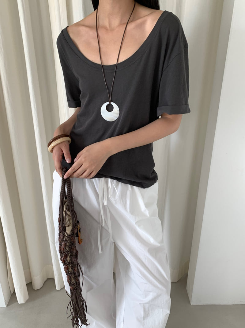 Lucy Salon - Korean Women Fashion - #thatsdarling - Natural Roll-Up Tee - 9