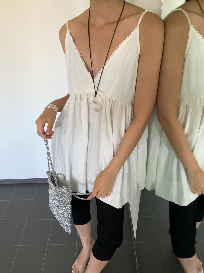 Lucy Salon - Korean Women Fashion - #thatsdarling - Clean One-piece - 2