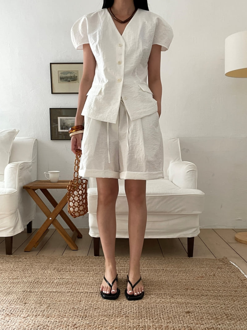 Lucy Salon - Korean Women Fashion - #thelittlethings - Cover Shorts - 3