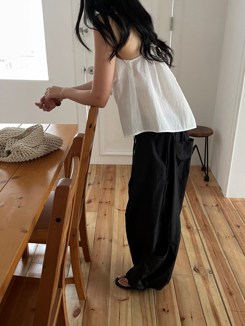 Lucy Salon - Korean Women Fashion - #vintagekidsstyle - Strap Camisole Blouse - 3