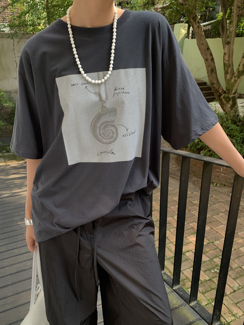 Lucy Salon - Korean Women Fashion - #momslook - Necklace Short-Sleeve Tee - 4