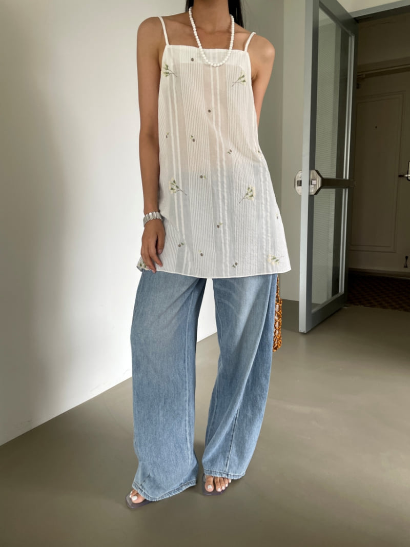 Lucy Salon - Korean Women Fashion - #womensfashion - Mist Floral Midi One-piece