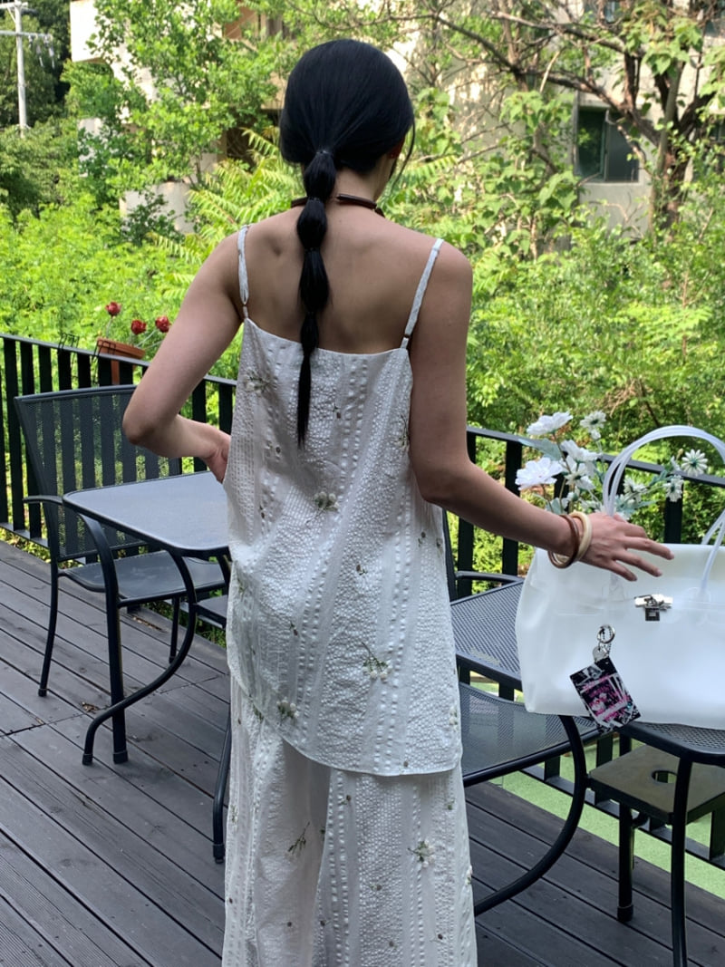 Lucy Salon - Korean Women Fashion - #womensfashion - Mist Floral Midi One-piece - 11