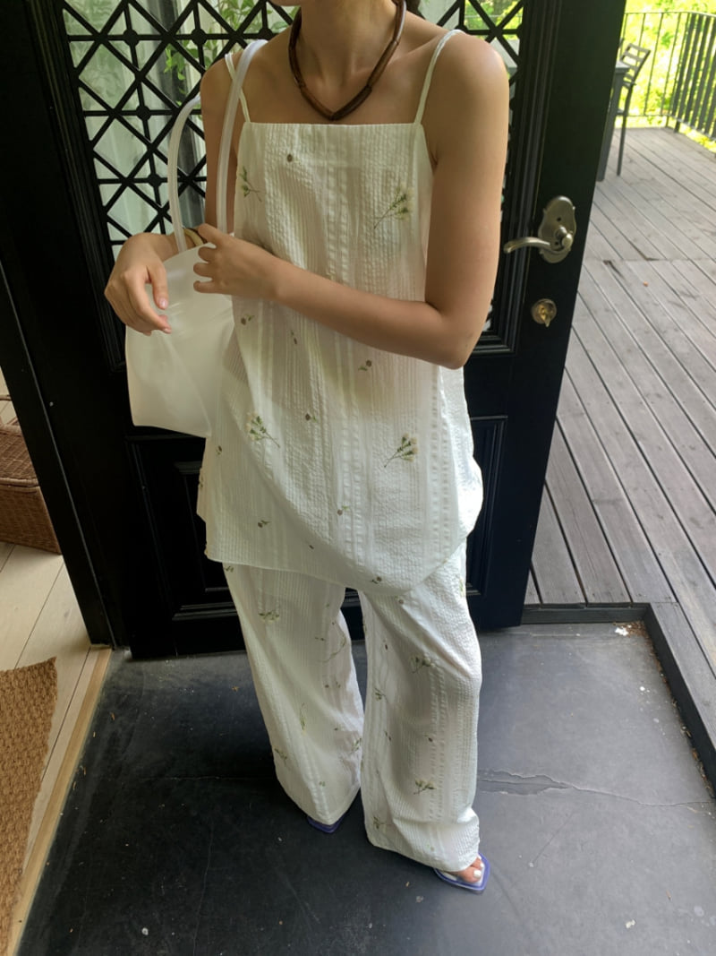 Lucy Salon - Korean Women Fashion - #womensfashion - Mist Floral Midi One-piece - 7