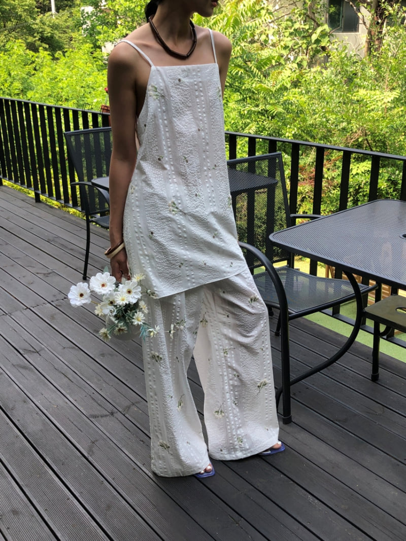 Lucy Salon - Korean Women Fashion - #womensfashion - Mist Floral Banded Pants - 6