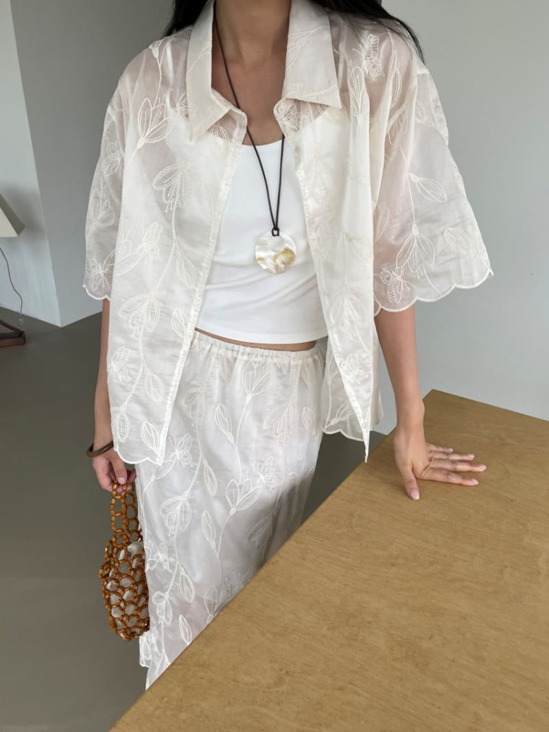 Lucy Salon - Korean Women Fashion - #womensfashion - Bay Embroidered Slit Long Skirt - 9