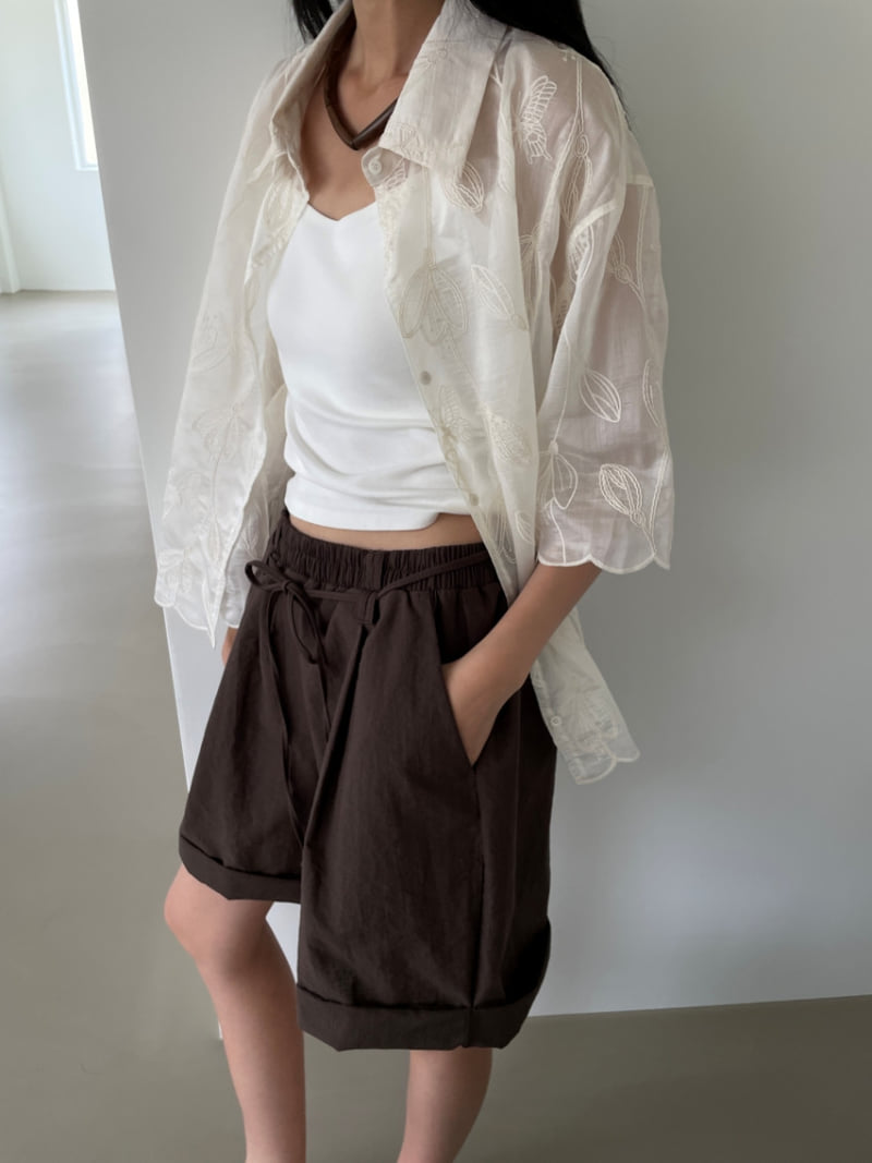 Lucy Salon - Korean Women Fashion - #womensfashion - Bay Embroidered Shirt - 2